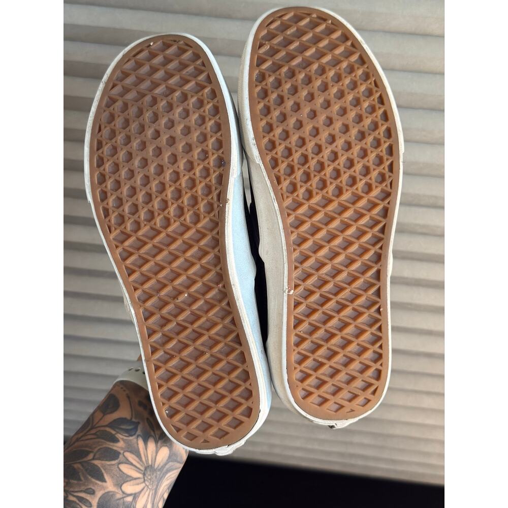 Vans Classic Slip-On Perferated Leather Black Sneakers Women’s 8 Men 6.5 Shoes - Picture 3 of 6